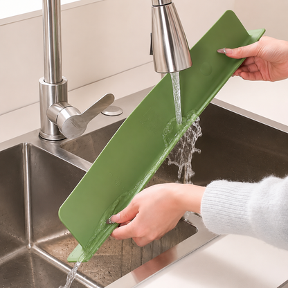 🏆Hot Sale⚡Kitchen Sink Splash Guard - Keep Your Counter Dry & Clean💧