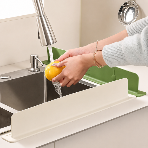 🏆Hot Sale⚡Kitchen Sink Splash Guard - Keep Your Counter Dry & Clean💧